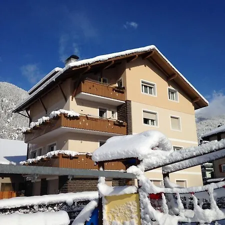 Rose Di Bosco Bed & Breakfast *
